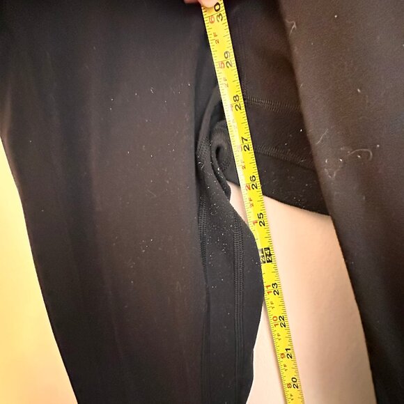 Lululemon align leggings with pockets size 12 - Picture 8 of 9